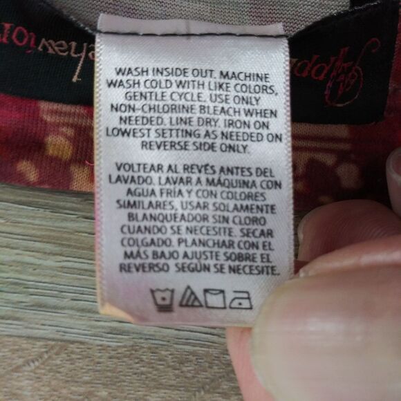 Appropriate Behavior Shirt Womens Plus Size 2X Red Floral Short Sleeve Top - Picture 6 of 6